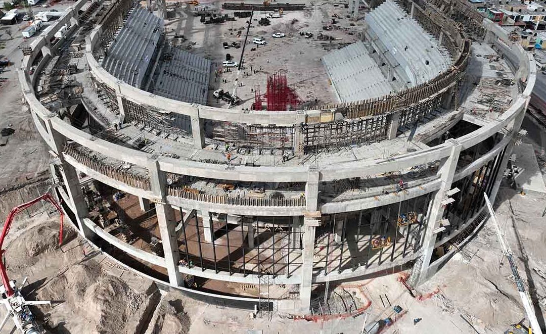 REALIZAN SUPERVISIÓN EN OBRAS DE LA ARENA POTOSÍ