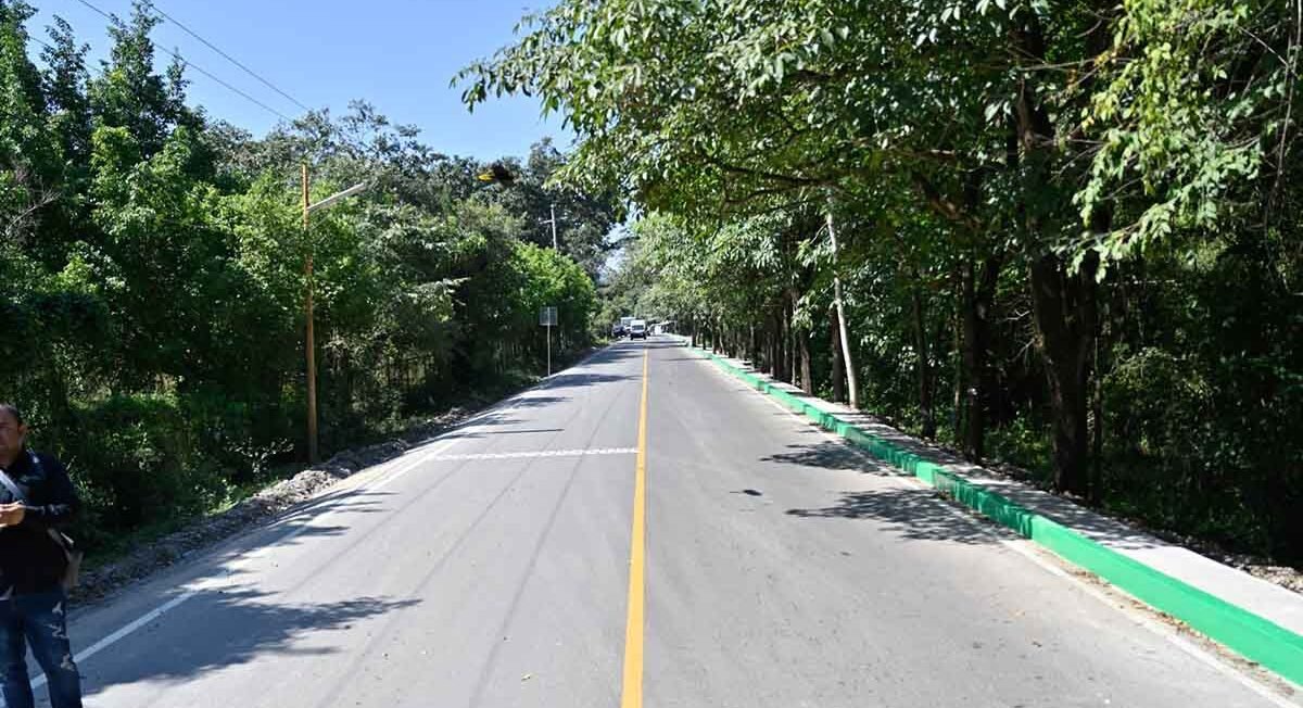 FUE ENTREGADO CAMINO DE ACCESO A TECNOLÓGICO DE TAMAZUNCHALE