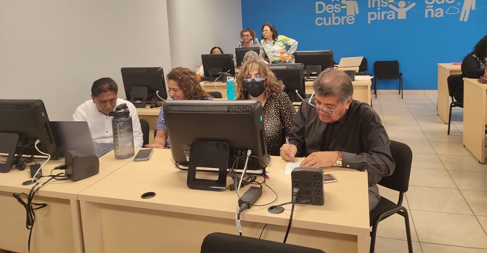 CAPACITAN A INSPECTORES DEL SEER SOBRE NUEVO MODELO EDUCATIVO