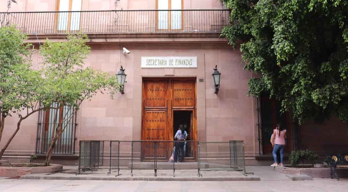 CEEPAC RECIBE RECURSOS PARA GARANTIZAT ELECCIONES EN SLP