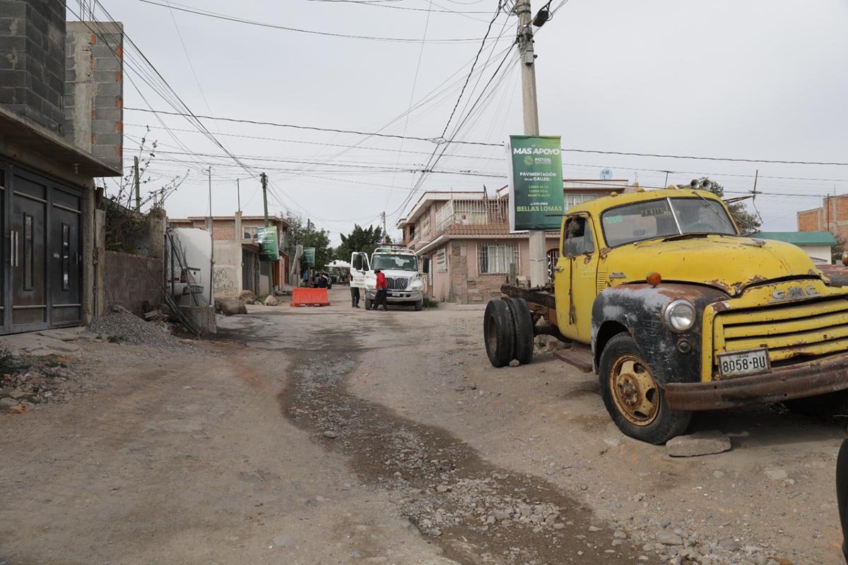 RICARDO GALLARDO MEJORA CONDICIONES DE VIDA A FAMILIAS DE BELLAS LOMAS
