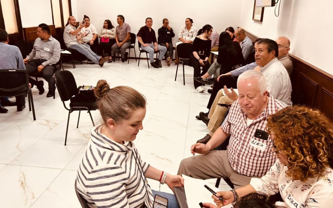TRABAJADORES DEL ESTADO RECIBEN CAPACITACIÓN EN DERECHOS HUMANOS