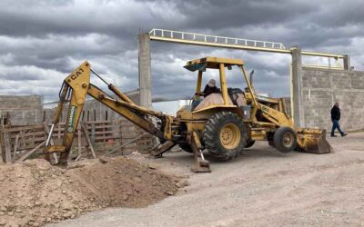 REALIZAN OBRAS DE EXCAVACIÓN PARA ALOJAR SISTEMA DE DRENAJE
