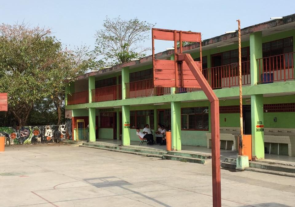 Escándalo educativo: Maestra despedida por insultar a estudiantes de  preparatoria en Ciudad Valles