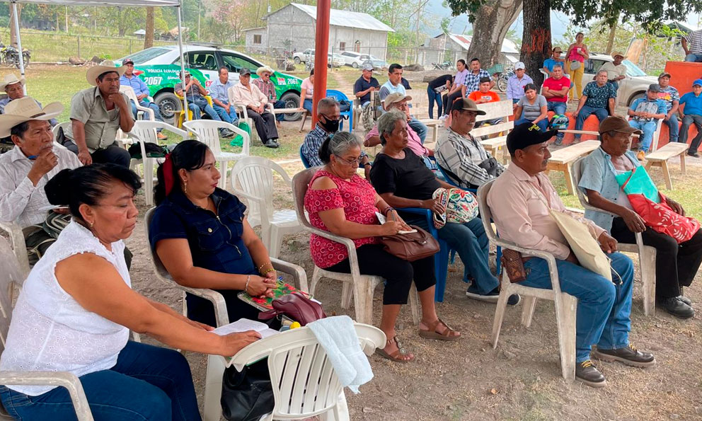 PUEBLOS ORIGINARIOS SE CAPACITAN EN SISTEMAS NORMATIVOS
