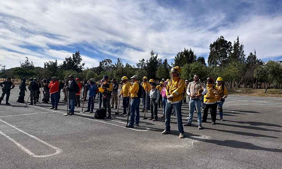 250 BRIGADISTAS COMBATEN INCENDIOS FORESTALES EN SLP