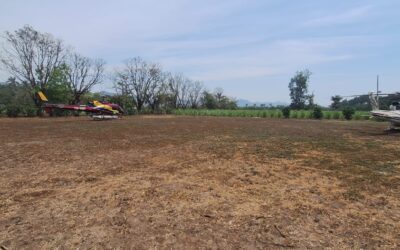RENTAN AERONAVE PARA SOFOCAR INCENDIO