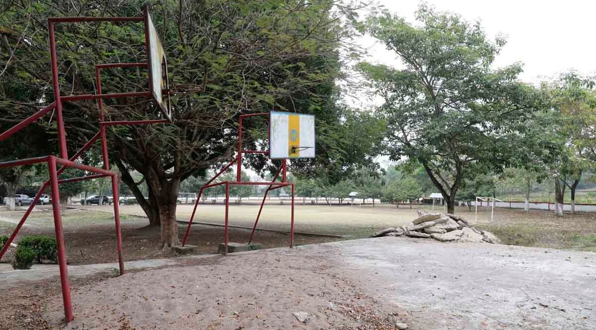 INICIA CONSTRUCCIÓN DE UNIDAD DEPORTIVA EN TAMPACÁN