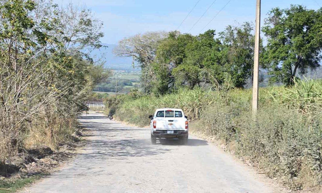 REHABILITAN ACCESOS A SITIOS TURÍSTICOS EN TAMASOPO