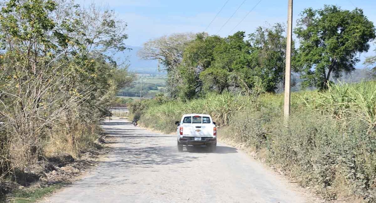 REHABILITAN ACCESOS A SITIOS TURÍSTICOS EN TAMASOPO