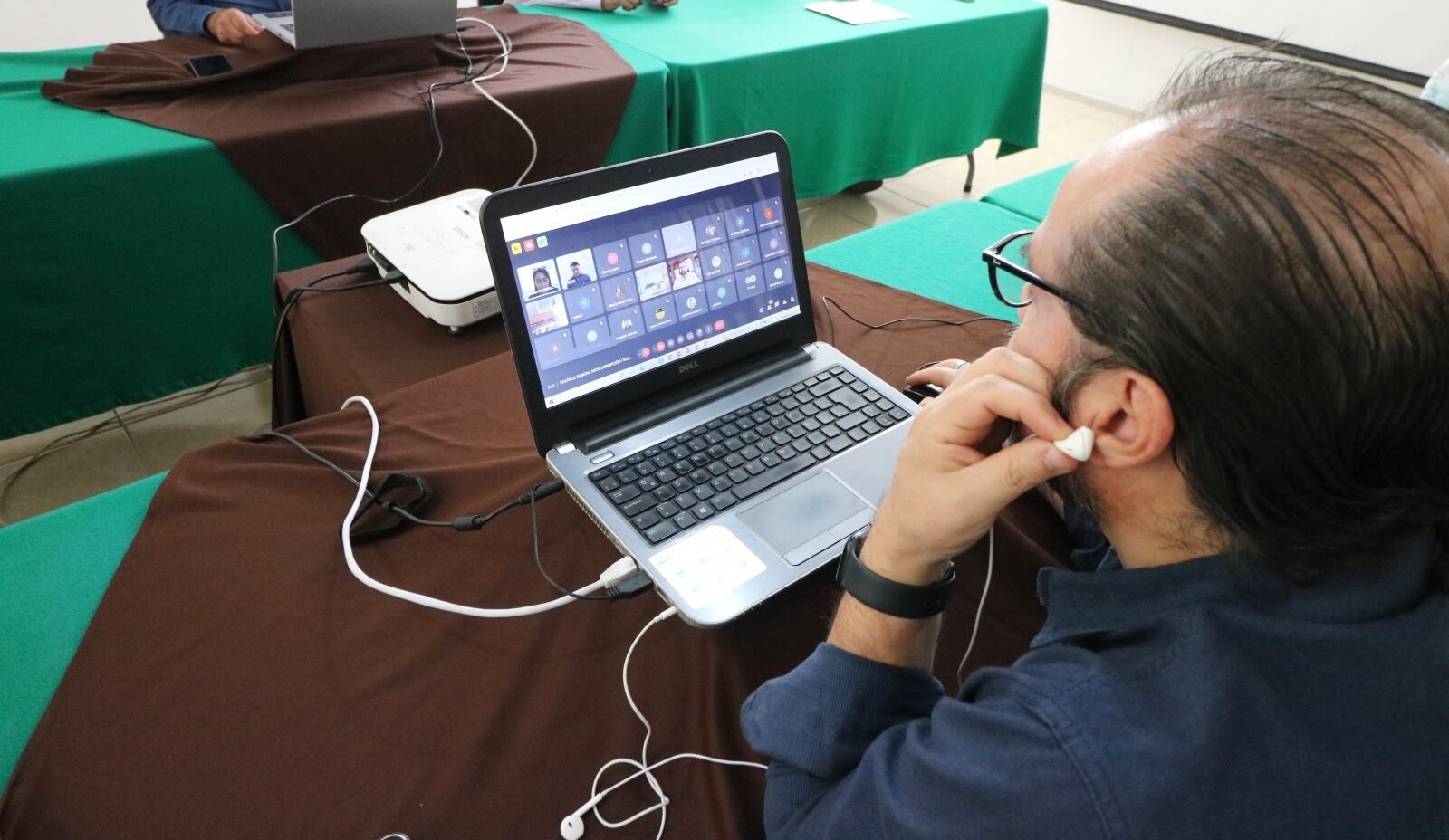 CAPACITAN A MUNICIPIOS SOBRE DECLARACIONES PATRIMONIALES Y ANTICORRUPCIÓN