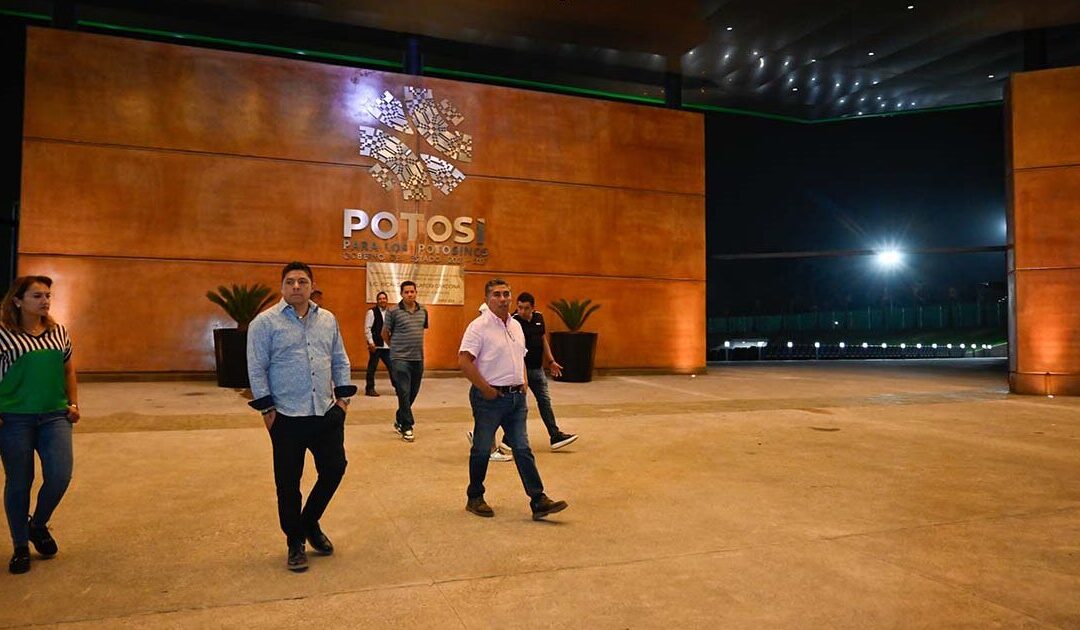 RECORRE GOBERNADOR EL NUEVO TEATRO DE LA CIUDAD DEL TANGAMANGA II