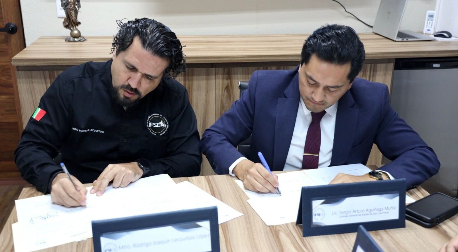 CONTRALORÍA GENERAL DEL ESTADO Y EL INSTITUTO DE FISCALIZACIÓN SUPERIOR DEL ESTADO FIRMARON CONVENIO DE COLABORACIÓN