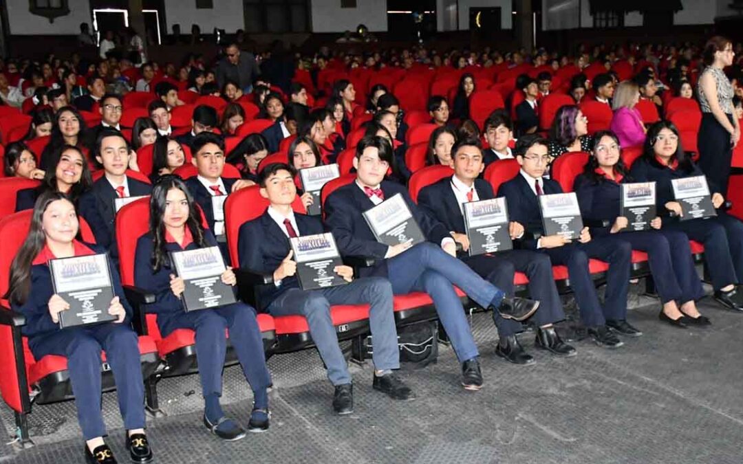 EGRESAN DE PREPARATORIAS DEL SEER, 5 MIL 182 ALUMNOS