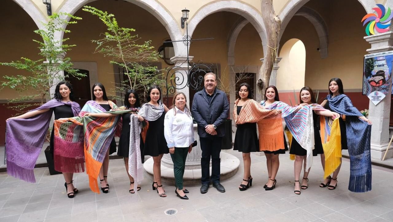 TOMARÁN GRAN FOTOGRAFÍA COLECTIVA DEL REBOZO EN SANTA MARÍA