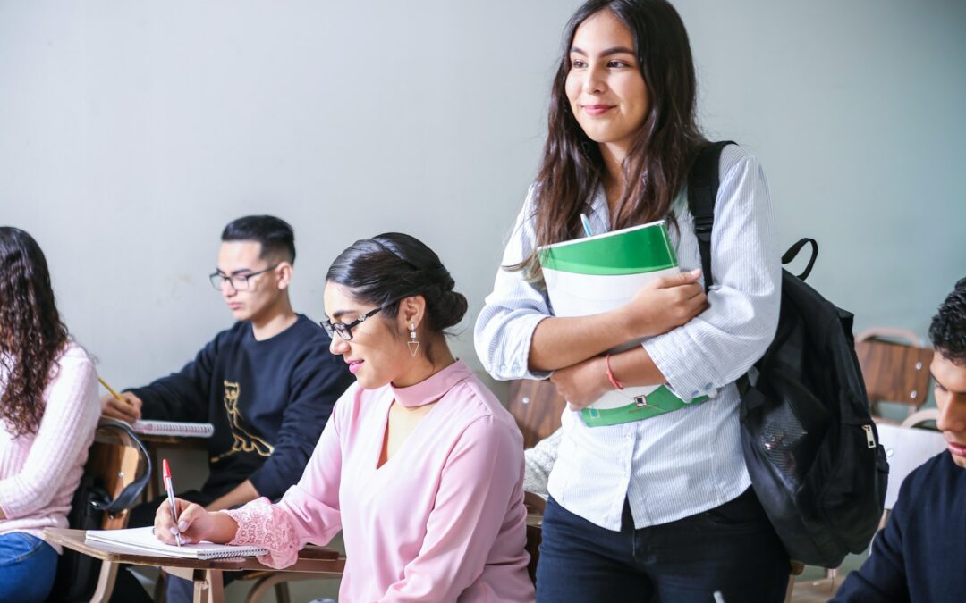 OFRECEN BECAS PARA MADRES QUE ESTUDIAN LICENCIATURA