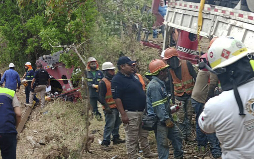 SEIS TRABAJADORES MUERTOS TRAS DESCARRILAMIENTO EN TAMASOPO