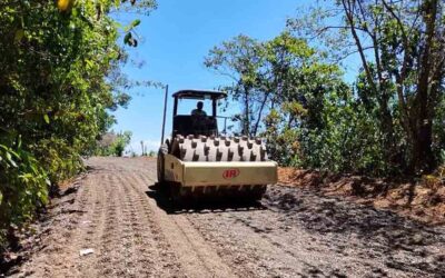 AVANZA REHABILITACIÓN DE CAMINO EN TAMAZUNCHALE