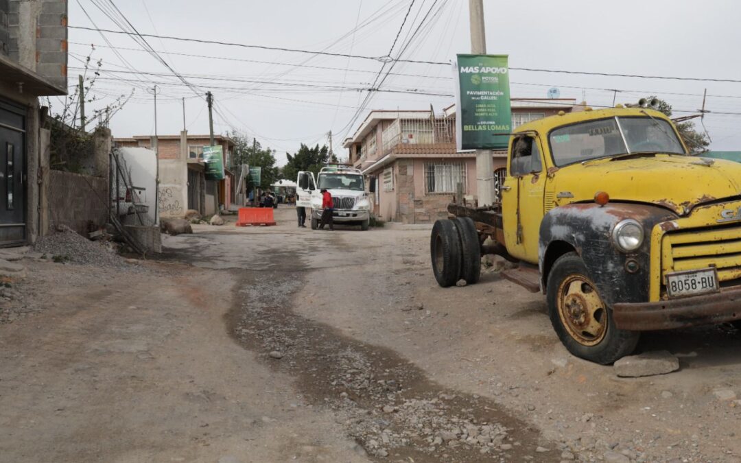 SUPERVISAN OBRAS DE REHABILITACIÓN EN LA COLONIA BELLAS LOMAS