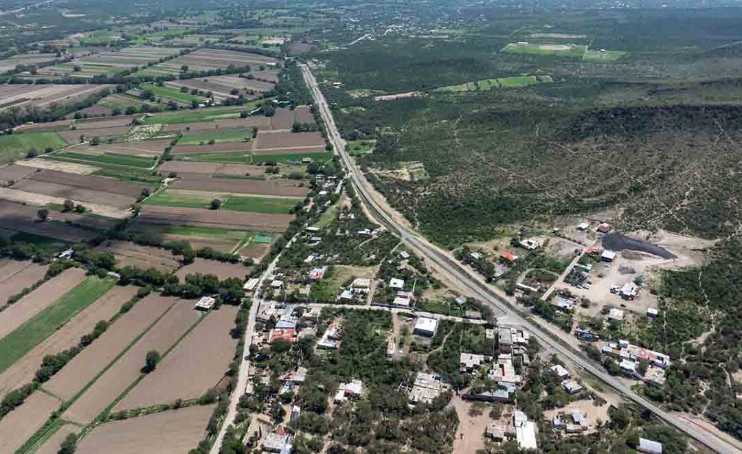 SUPERVISAN PROYECTOS CARRETEROS EN EL ALTIPLANO