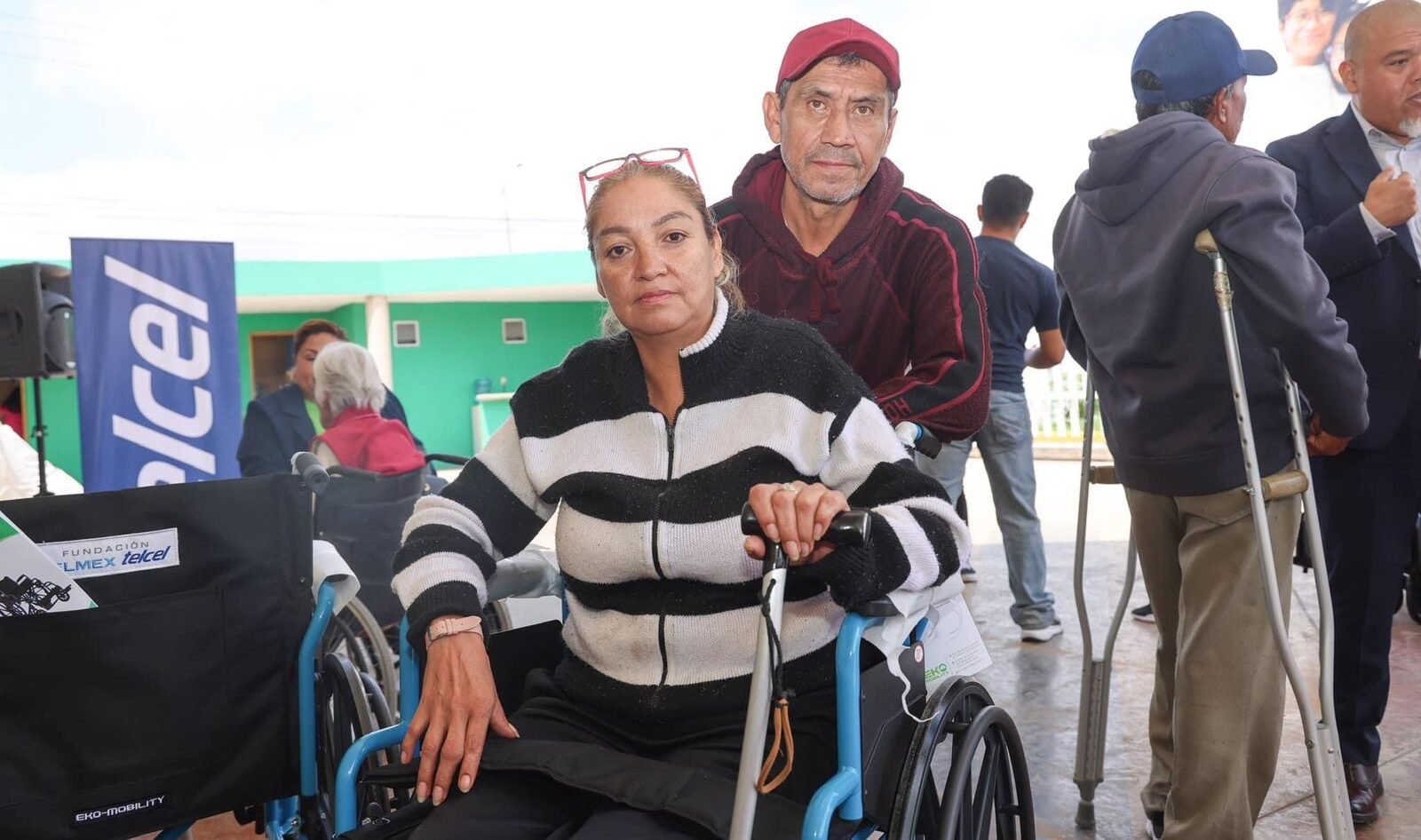 ENTREGAN 30 SILLAS DE RUEDAS A PERSONAS CON DISCAPACIDAD