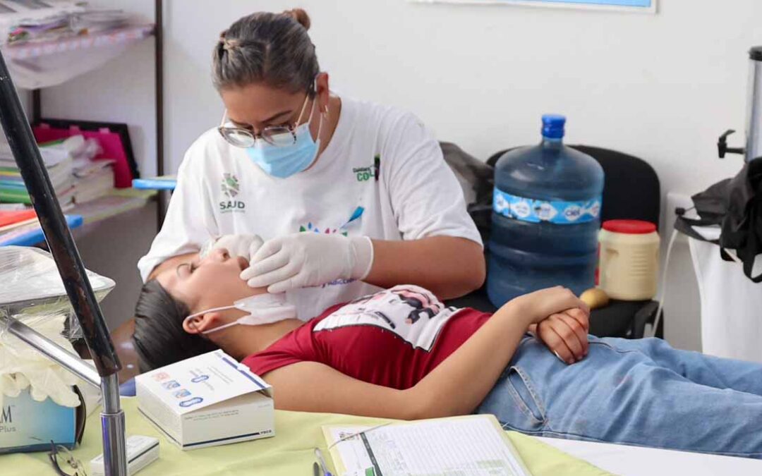 LLEVAN SERVICIOS MÉDICOS GRATUITOS A VILLA HIDALGO