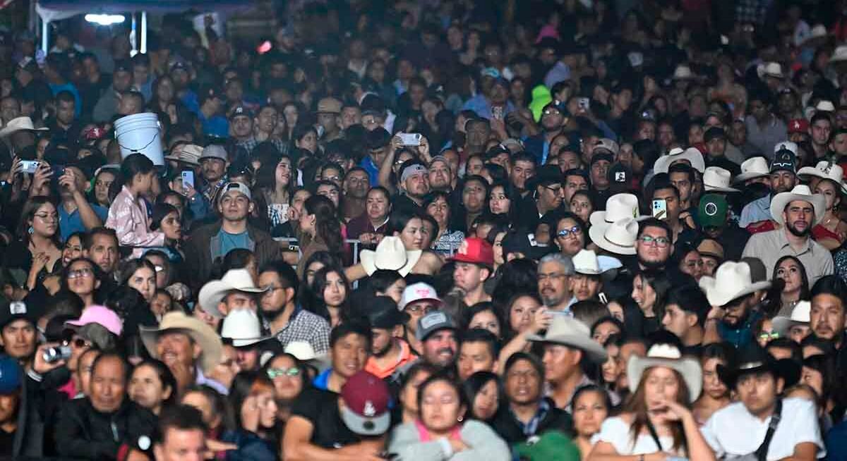 A CUATRO DÍAS DE SU INICIO, FENAPO REGISTRA MÁS DE UN MILLÓN DE VISITANTES