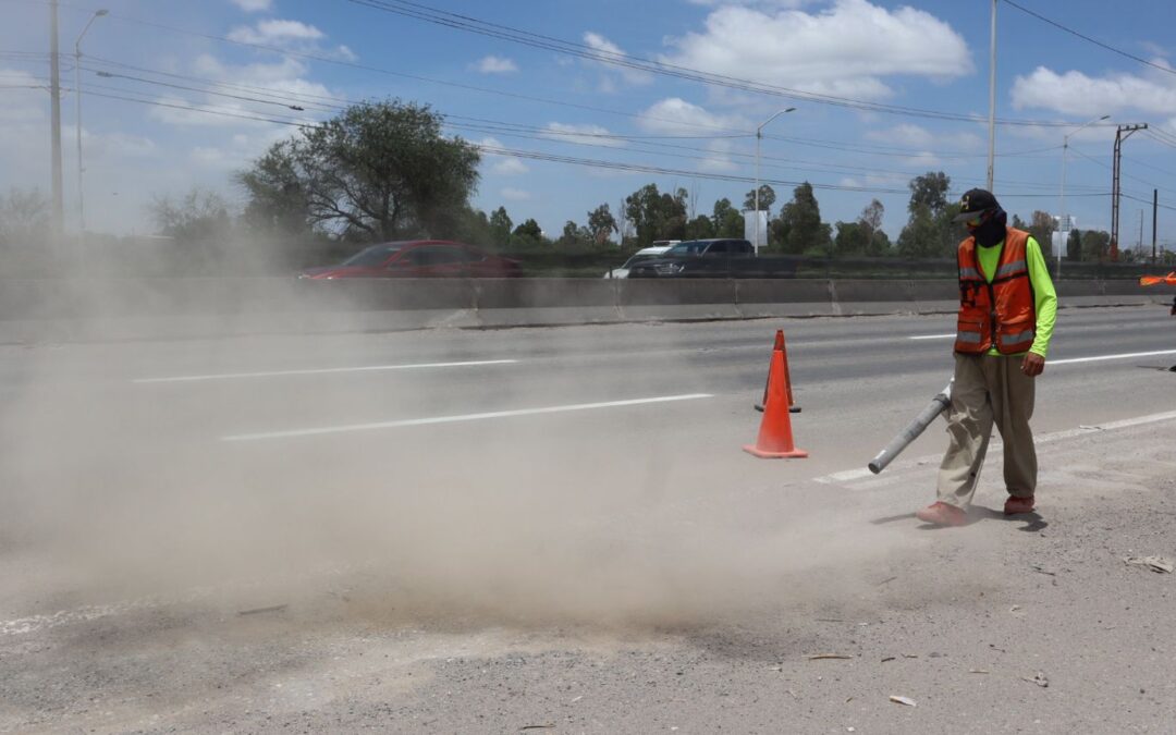 REALIZAN LIMPIEZA DE VÍAS Y ACCESOS EN LA ZONA METROPOLITANA