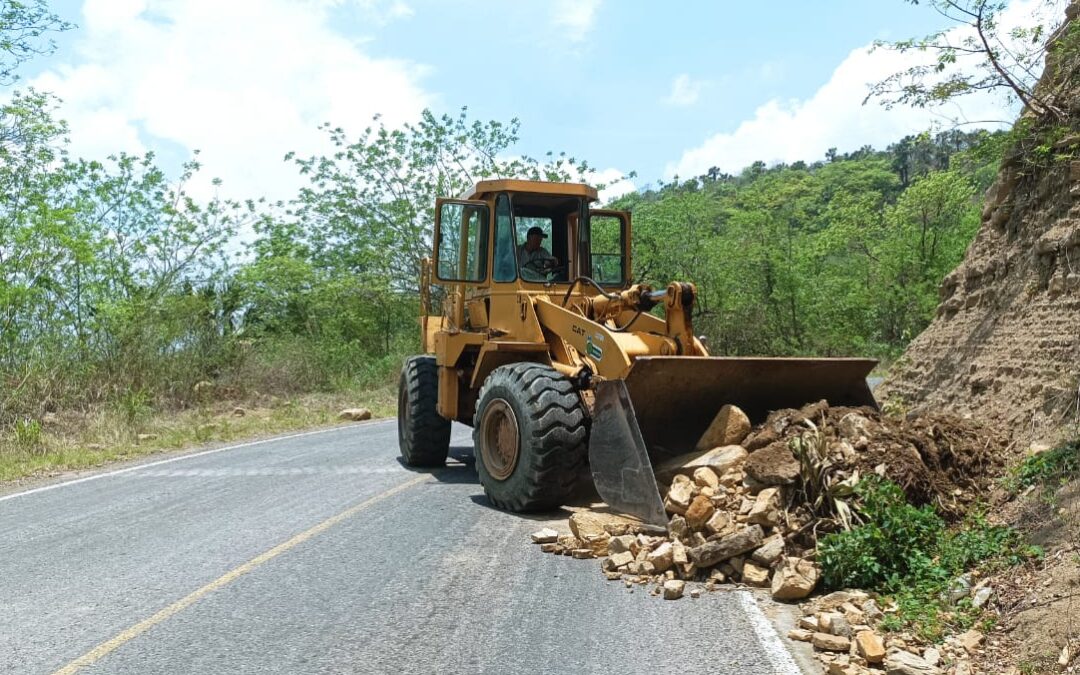 PROYECTAN REHABILITACIÓN DE CAMINOS EN TAMAZUNCHALE