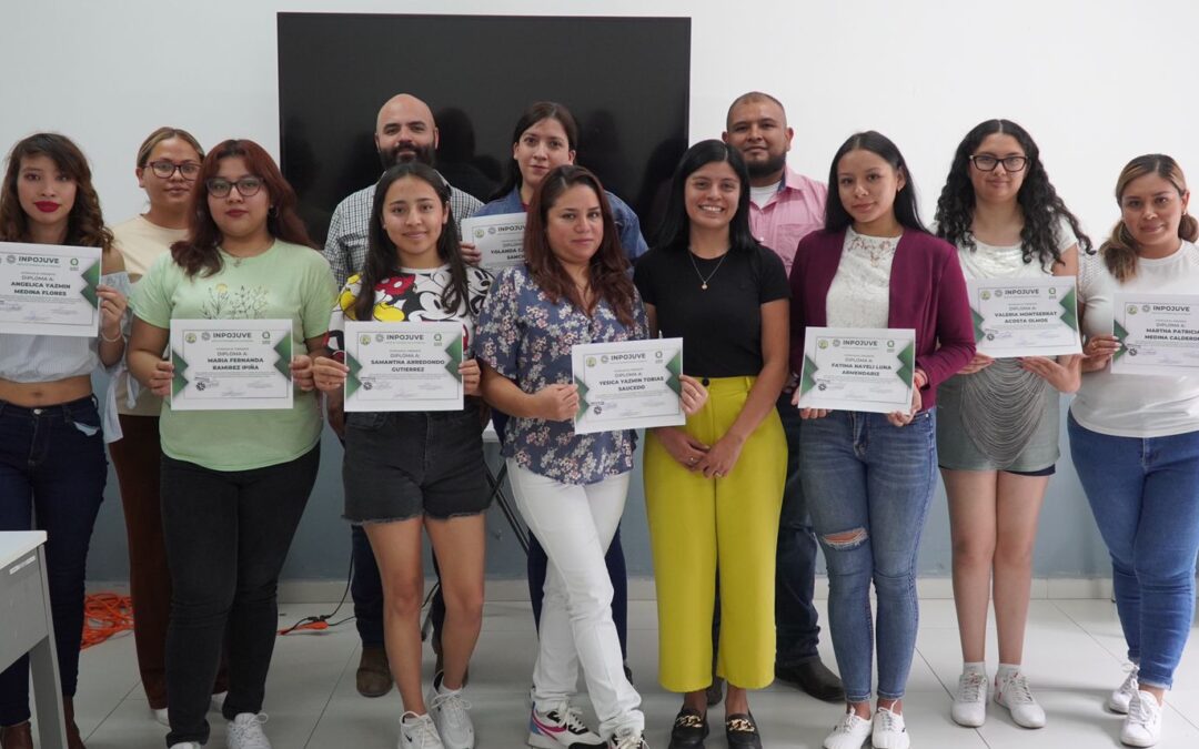 BRINDAN BECAS A JÓVENES REALIZAR ESTUDIOS DEL IDIOMA INGLÉS  