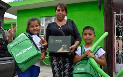 CONTINÚA PROGRAMA DE ENTREGA DE APOYOS ESCOLARES