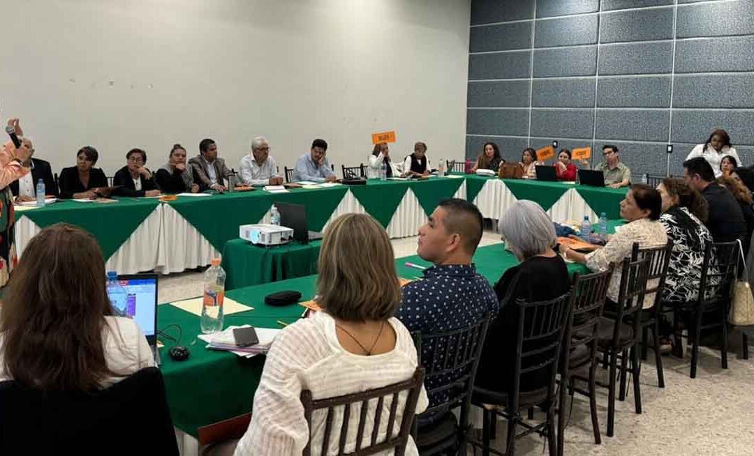 CAPACITAN A DOCENTES EN PREVENCIÓN DE VIOLENCIA DE GÉNERO