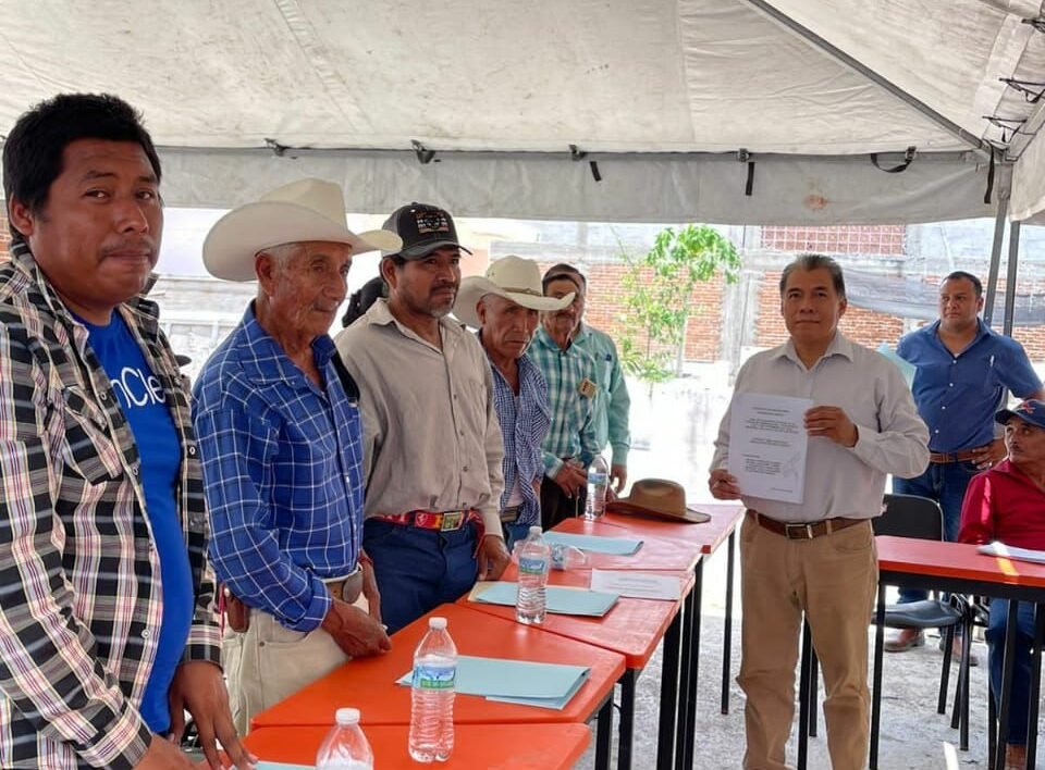 REALIZAN REUNIÓN DE GOBERNADORES TRADICIONALES XI’IUY