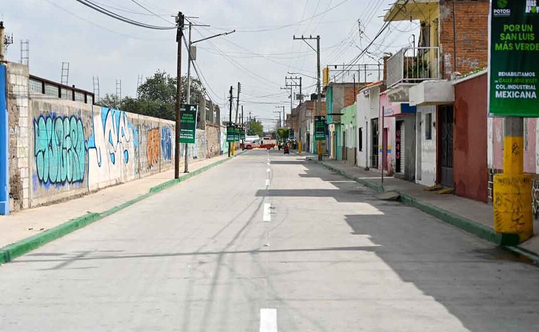 ENTREGAN RECONSTRUCCIÓN DE AVENIDA JOSÉ VILET