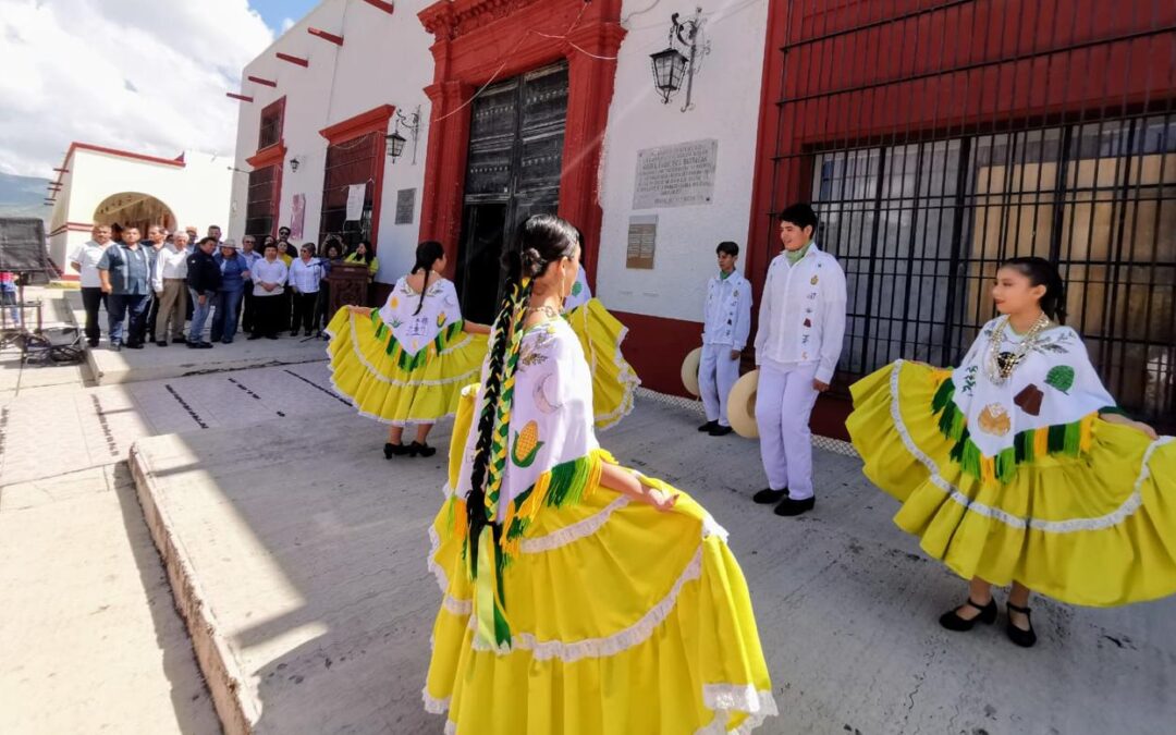 DESTACA ESTADO APOYO A TRADICIONES POPULARES, EL ARTE Y LA CULTURA