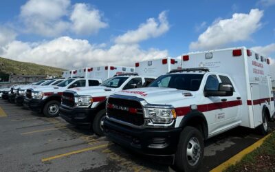 DONAN 15 NUEVAS AMBULANCIAS AL ESTADO