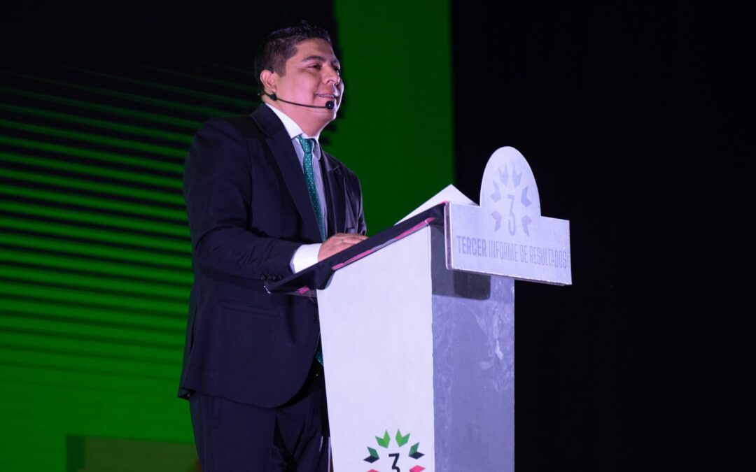 GOBERNADOR REALIZA TERCER INFORME DE GOBIERNO