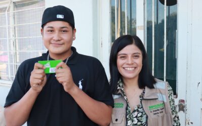 ENTREGAN CHIPS DE INTERNET GRATUITO A JÓVENES DE LA CAPITAL DE SLP