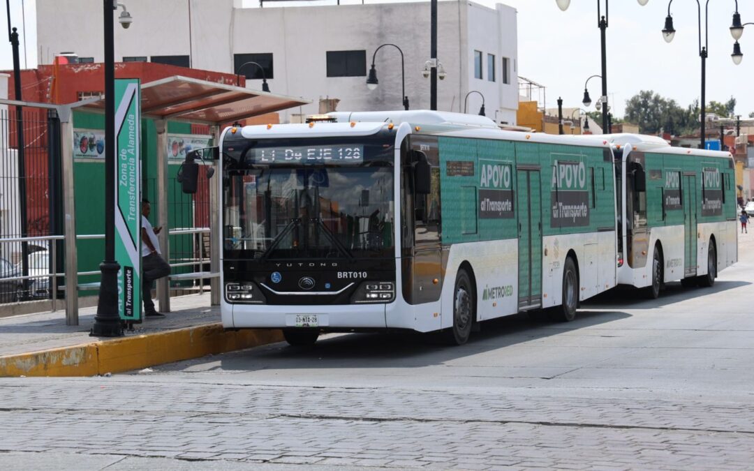 CAPACITAN A OPERADORES DE TRANSPORTE PÚBLICO