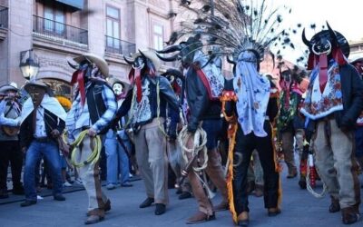 PREPARAN MAGNO DESFILE DE XANTOLO 2024 EN LA CAPITAL