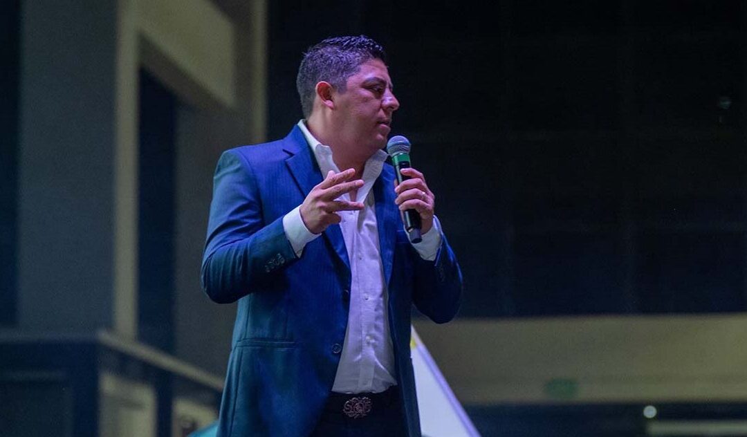 ANUNCIAN AJUSTES EN GABINETE ESTATAL