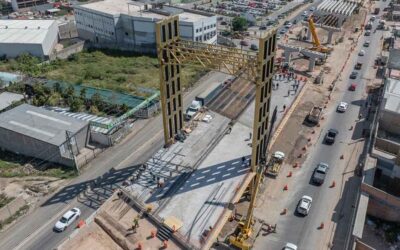 SUPERVISAN OBRAS EN PROGRESO EN SLP