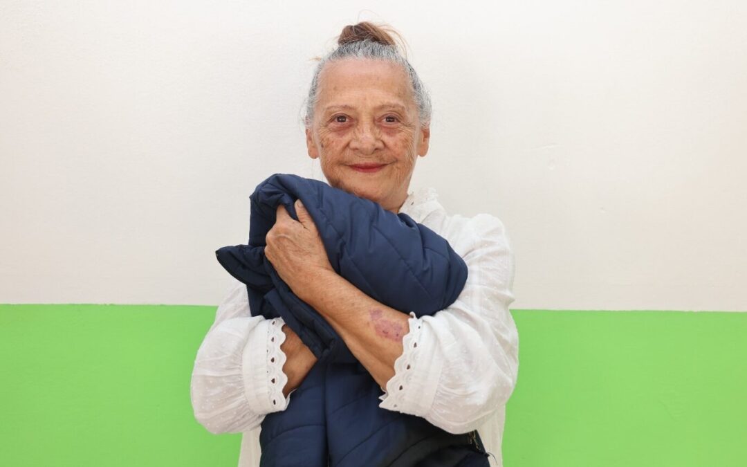 INICIA RECOLECCIÓN DE ROPA INVERNAL PARA ADULTOS MAYORES