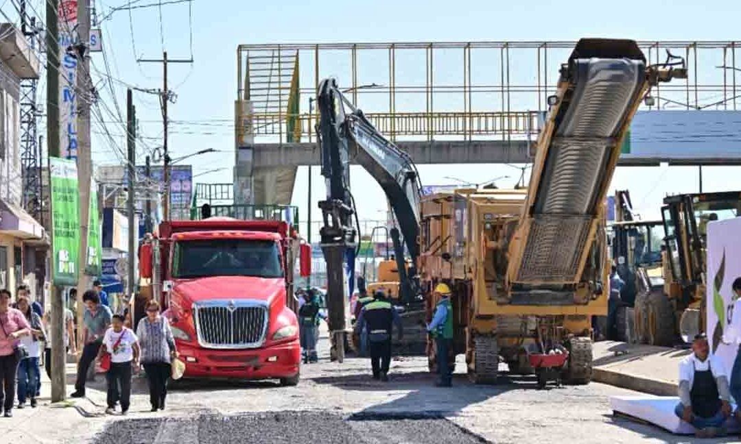ARRANCA REHABILITACIÓN DE LATERALES DEL BULEVAR VALLE DE LOS FANTASMAS