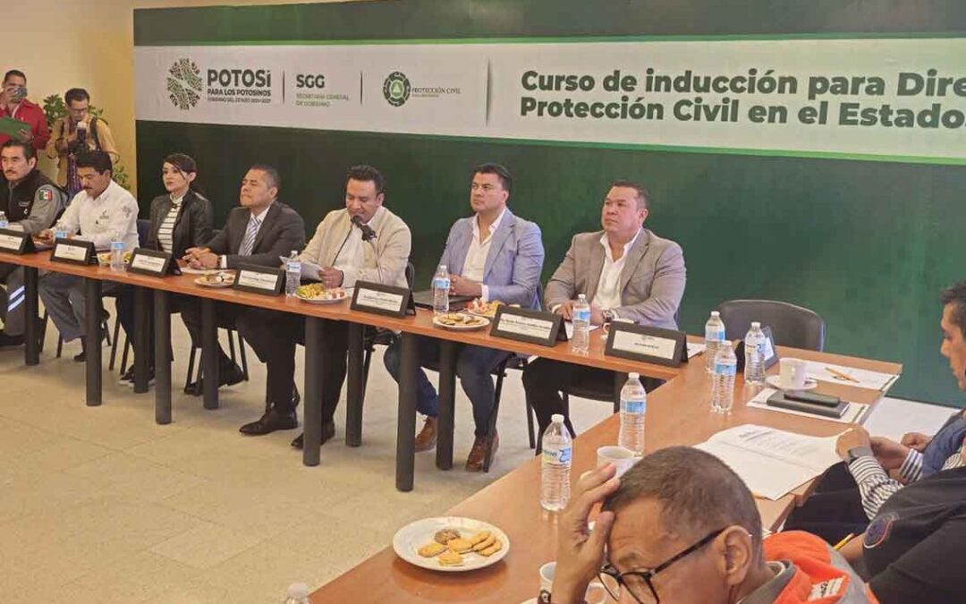 CAPACITAN A MUNICIPIOS EN MATERIA DE PROTECCIÓN CIVIL