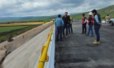 SUPERVISAN ÚLTIMOS DETALLES DE PUENTES EN LA AUTOPISTA CERRITOS-TULA