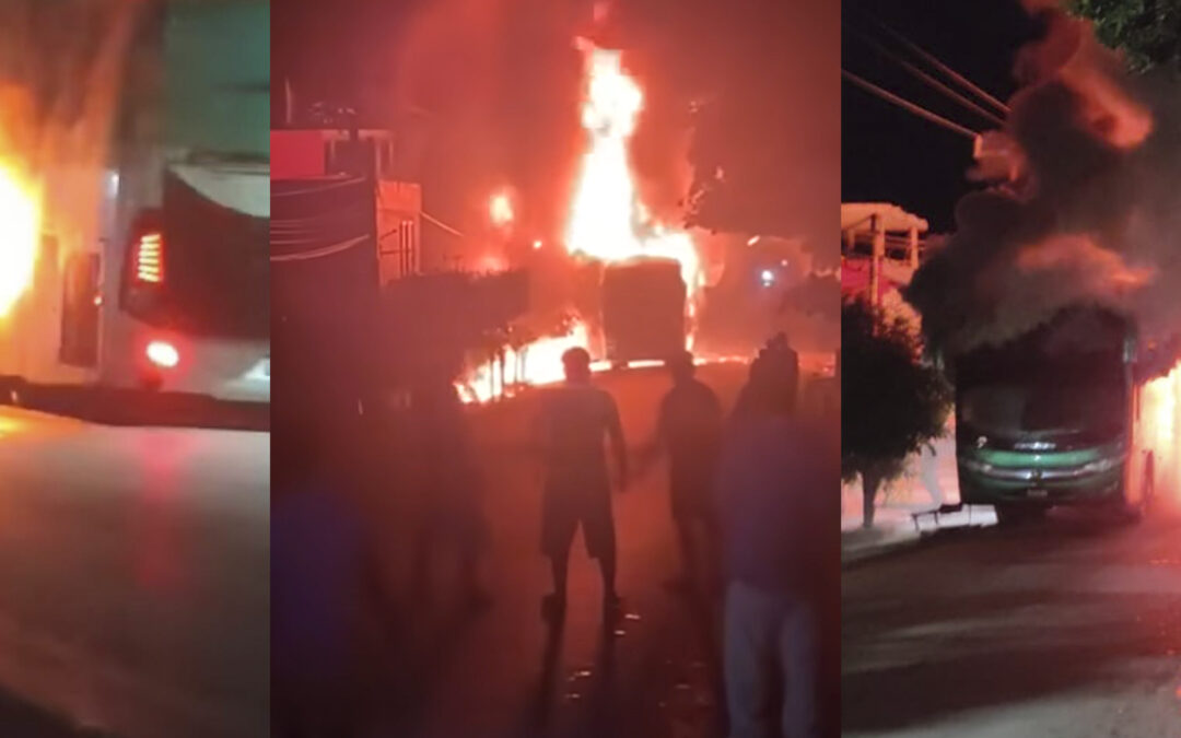 PASAJEROS VIVIERON NOCHE DE HORROR; ARDIÓ UN AUTOBÚS EN TAMAZUNCHALE