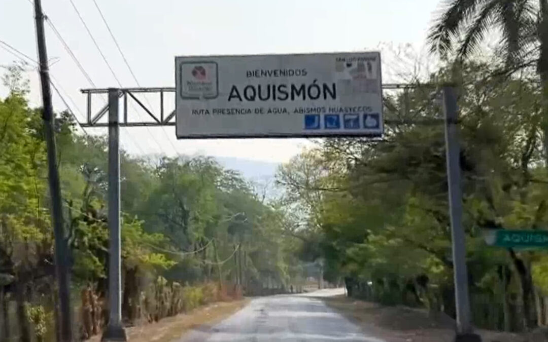 CIERRAN TAMUL Y OTROS PARAJES DEBIDO A LA CRECIENTE DE RÍOS