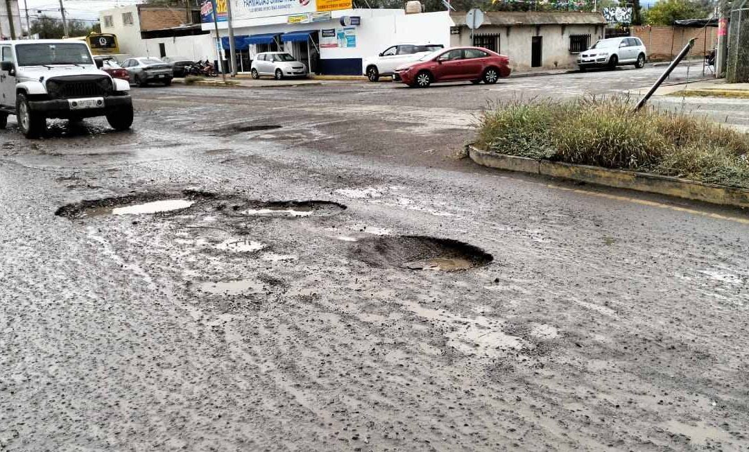 INICIAN ACCIONES DE CONSERVACIÓN EN CAMINO DE VILLA DE POZOS A CARRETERA A RIOVERDE
