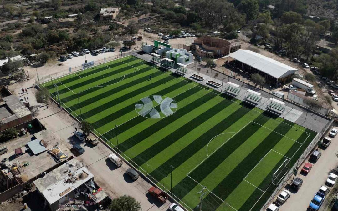 ENTREGAN NUEVO PARQUE RECREATIVO EN ESCALERILLAS